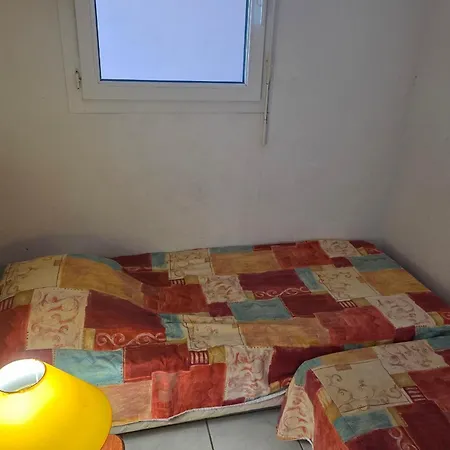 Climatisé Piscine Près Des Calanques Appartement Fréjus